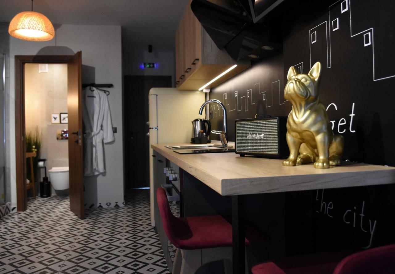 Q Luxury Apartament *